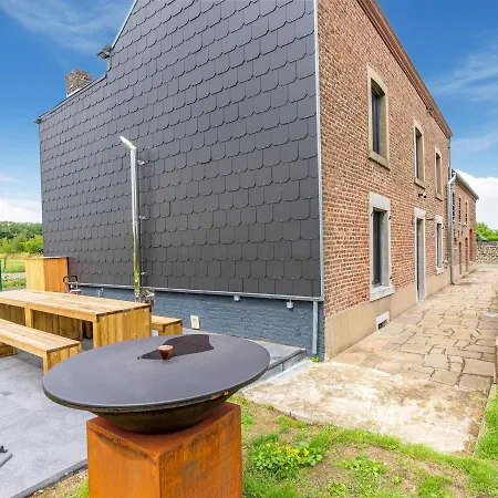 Beautiful Holiday In With Garden And Terrace *